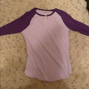 Plain purple mid length sleeve shirt